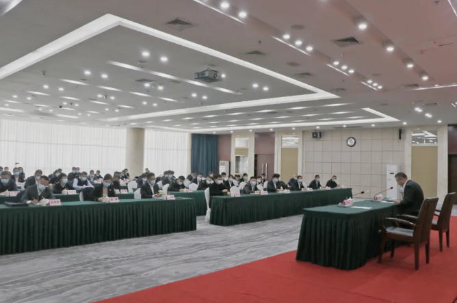 米乐体育app集团、温泉集团举办贯彻落实市第十三次党代会精神宣讲报告会(图1)